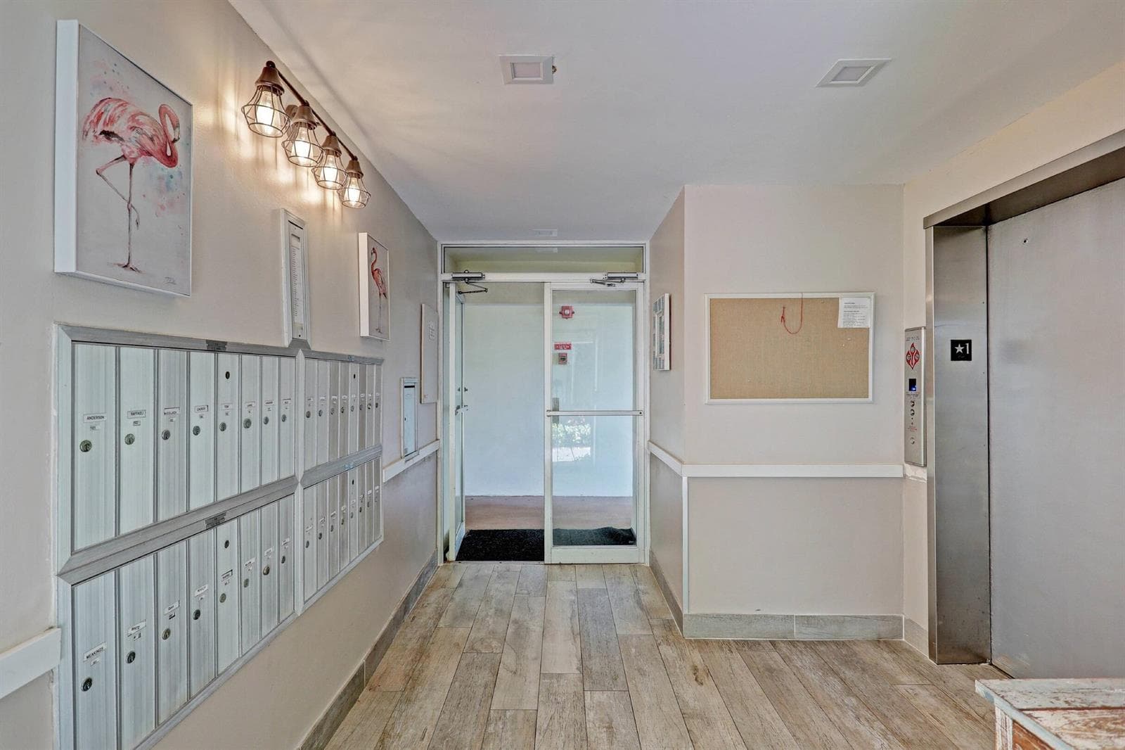 1820 New Palm Way 201 photo 24