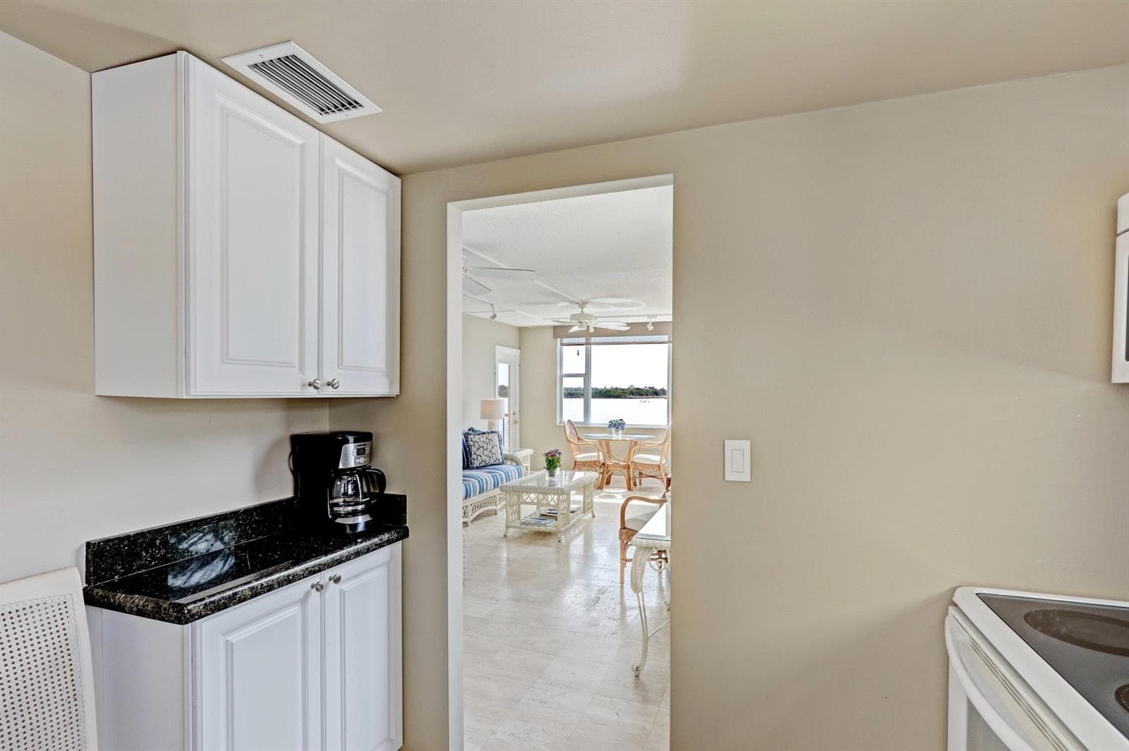 1820 New Palm Way 201 photo 15