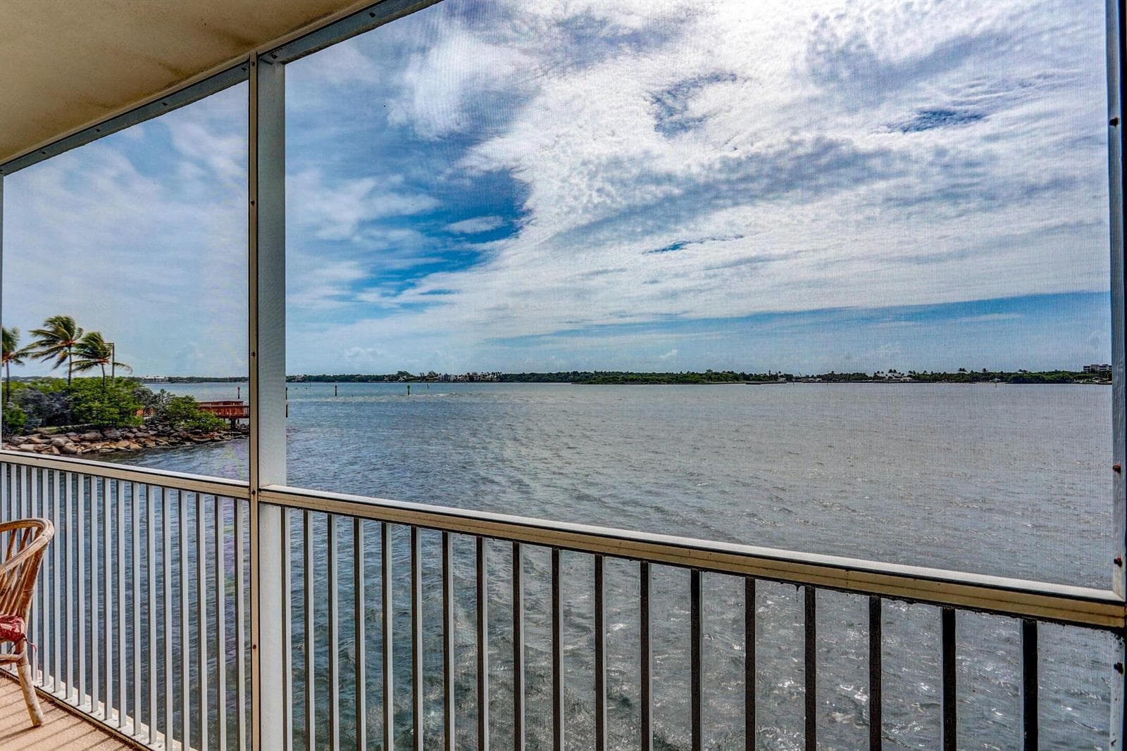 1820 New Palm Way 201 photo 11