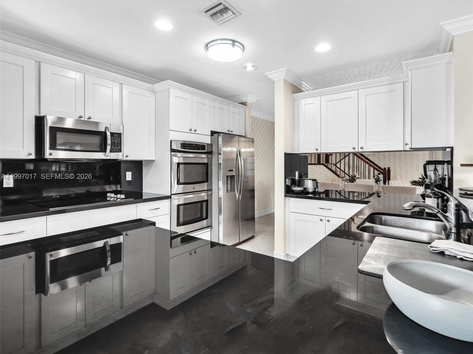 2901 Hidden Harbour St photo 12