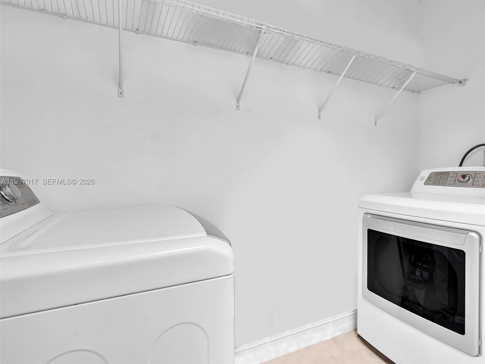 2901 Hidden Harbour St photo 25