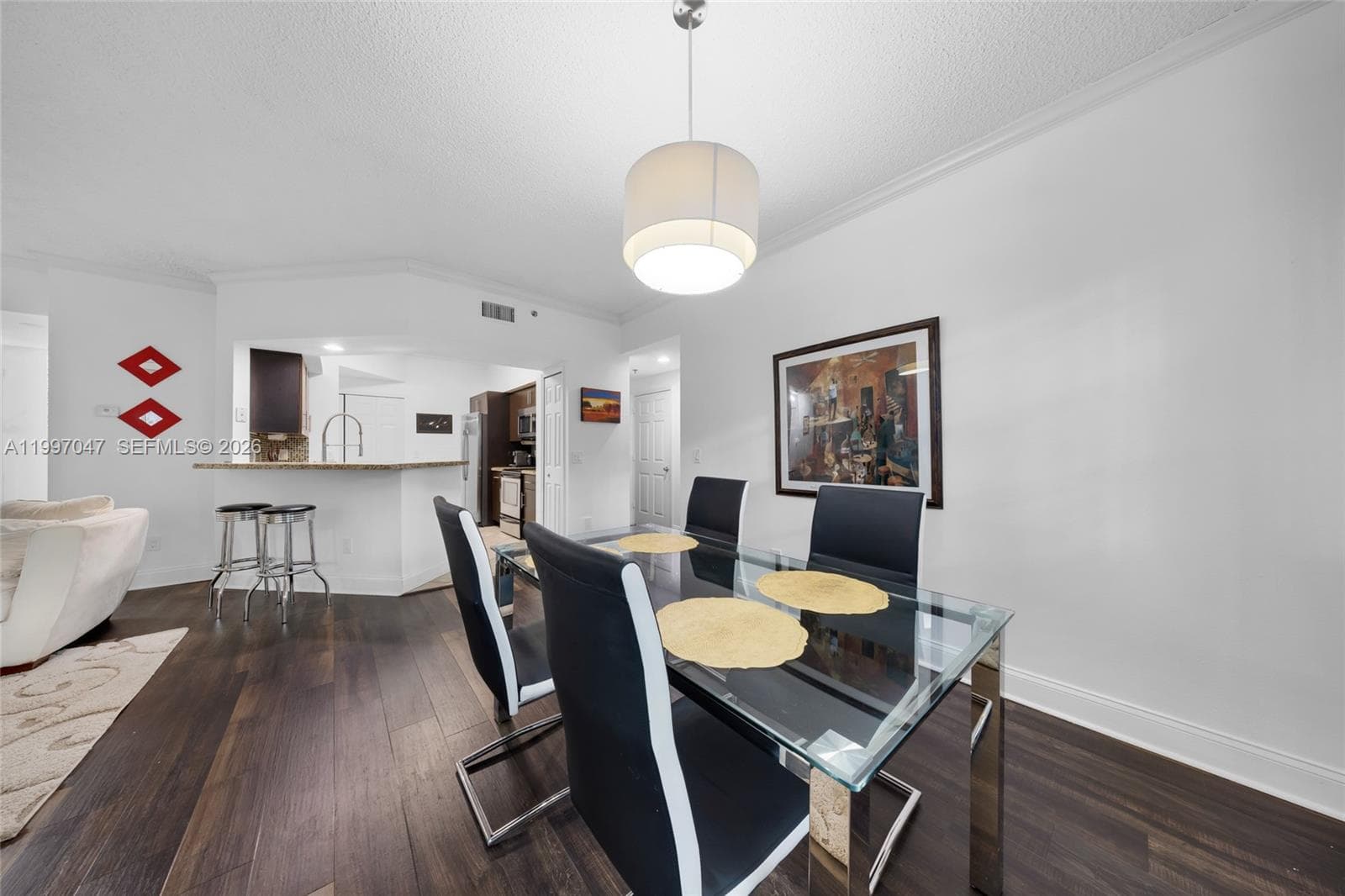 3245 184 St 13101 photo 23