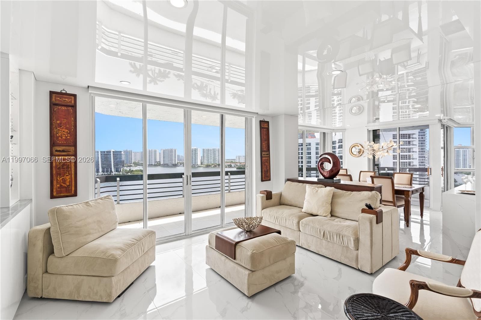 19101 36th Ct 1605 photo 6