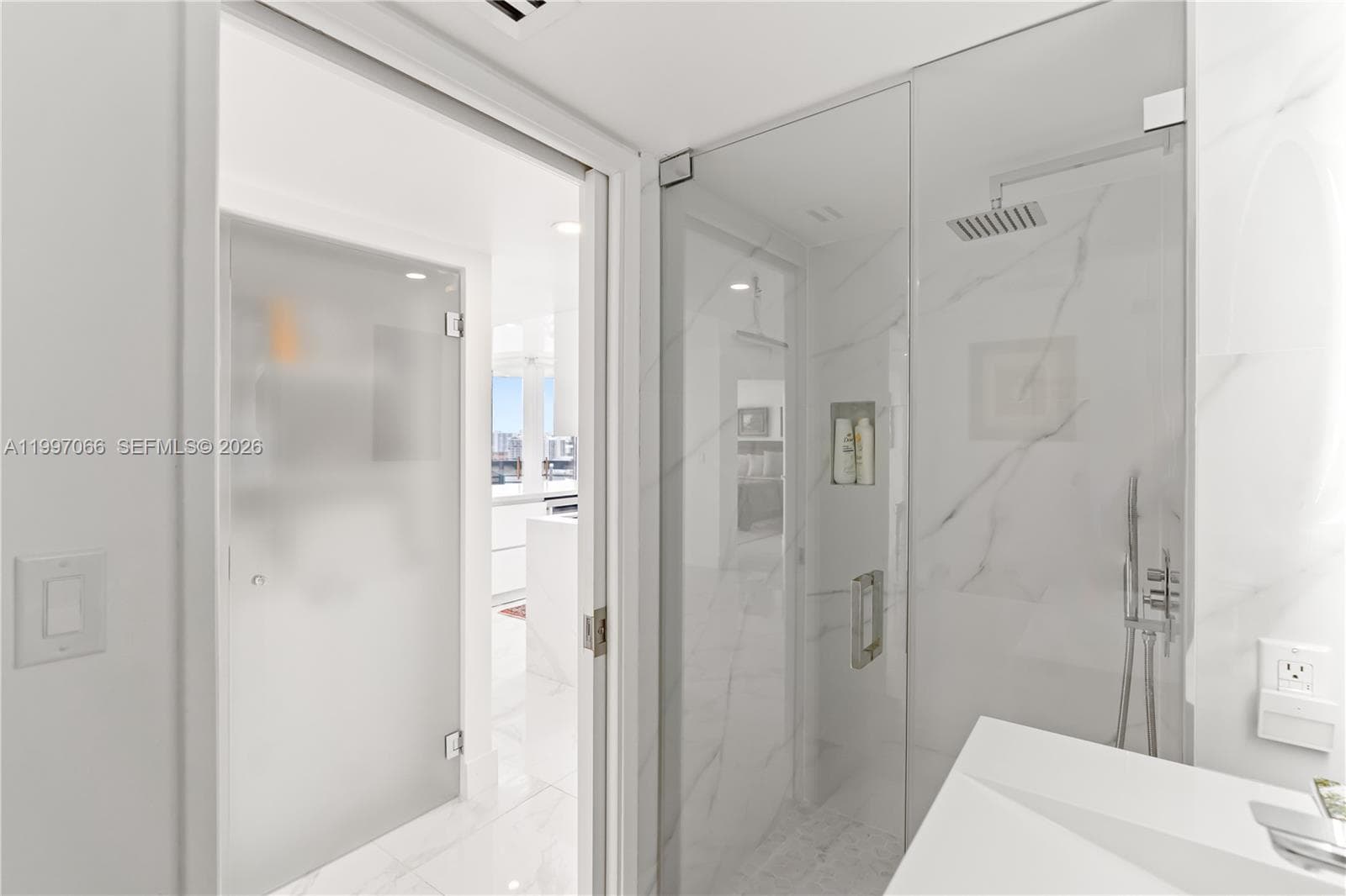 19101 36th Ct 1605 photo 20