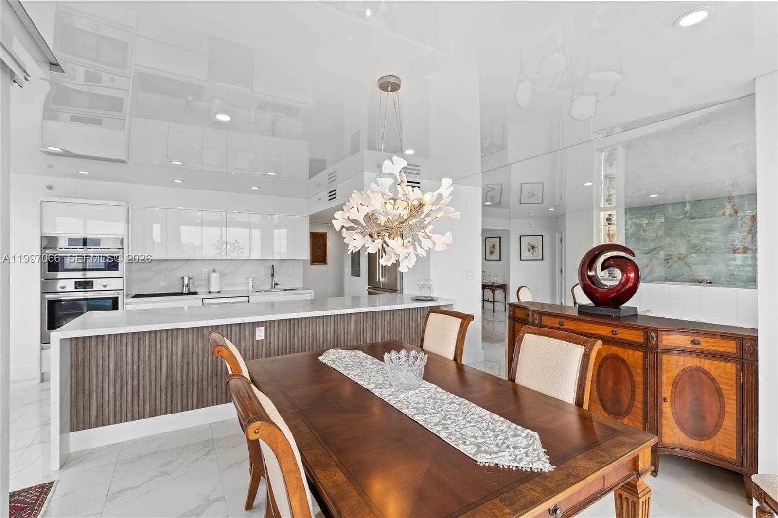 19101 36th Ct 1605 photo 9