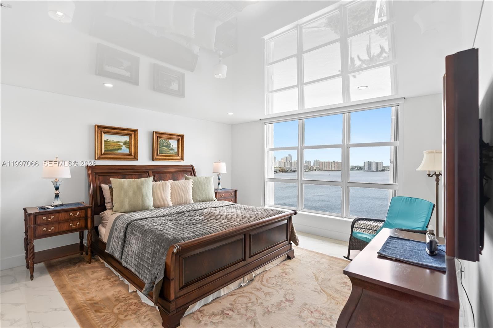 19101 36th Ct 1605 photo 24