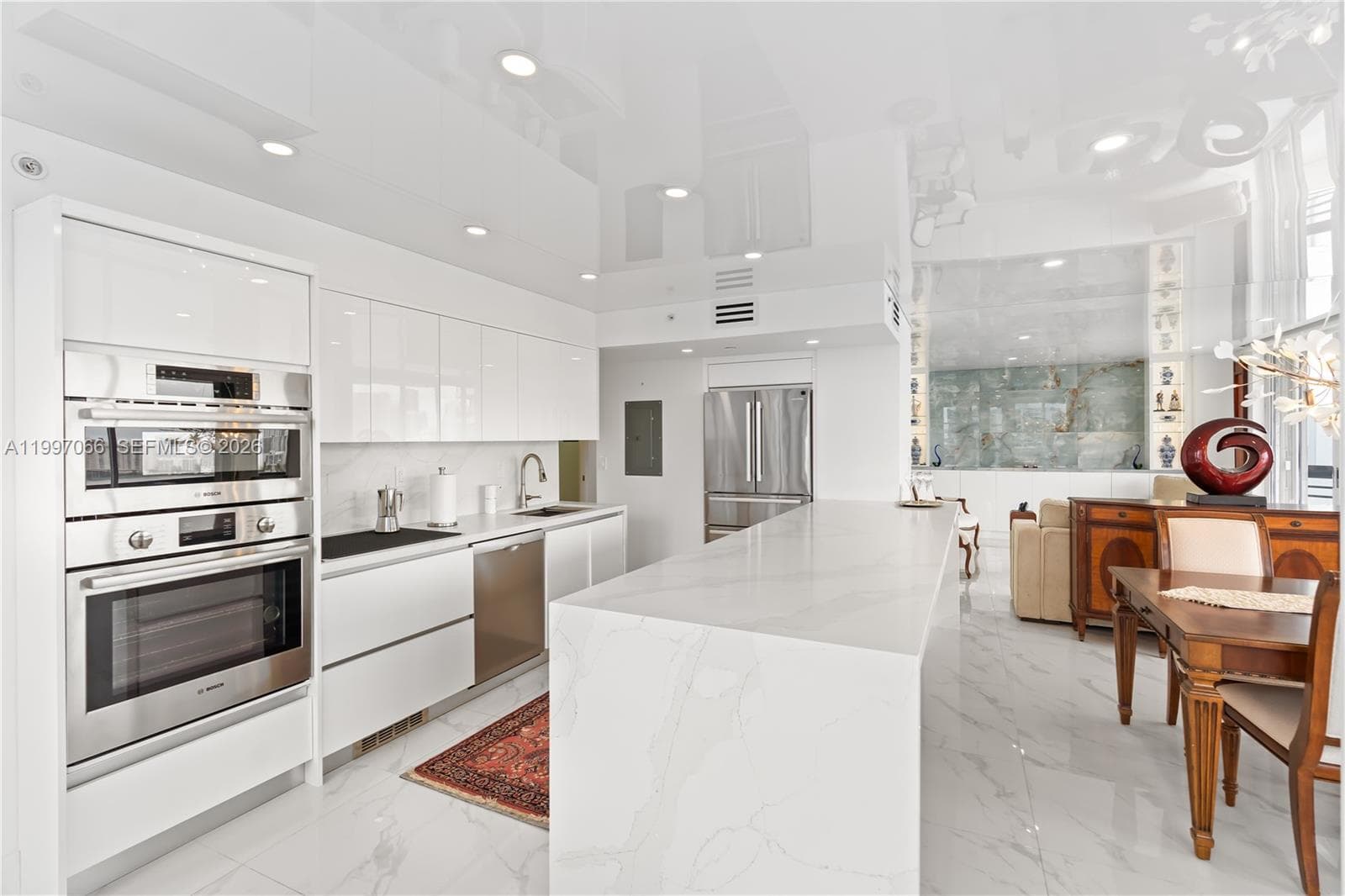 19101 36th Ct 1605 photo 11