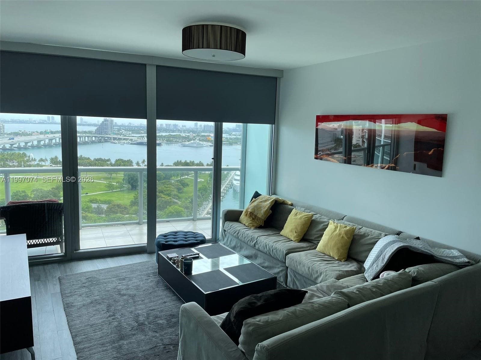 888 Biscayne Blvd 1810 photo 15