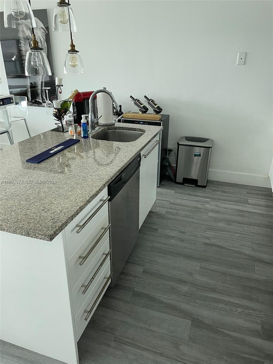 888 Biscayne Blvd 1810 photo 21