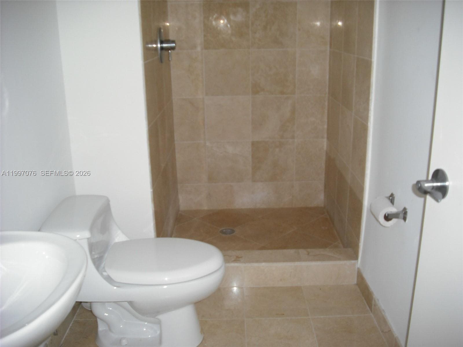 3330 190th St 1615 photo 12