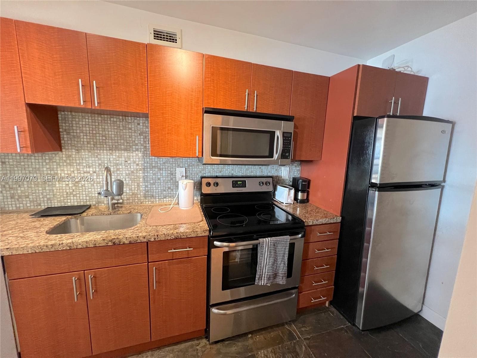 100 Lincoln Rd 1116 photo 12