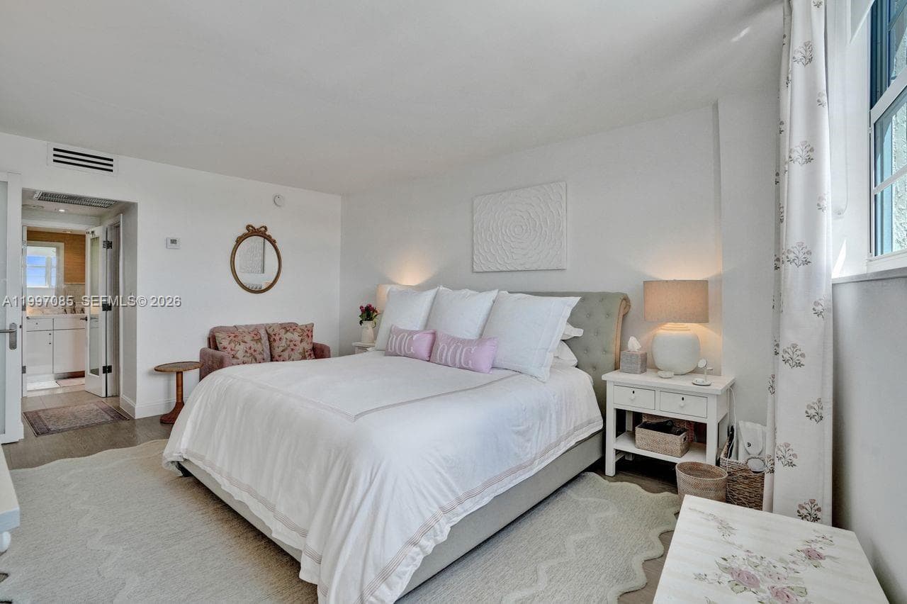 90 Edgewater Dr 625 photo 7