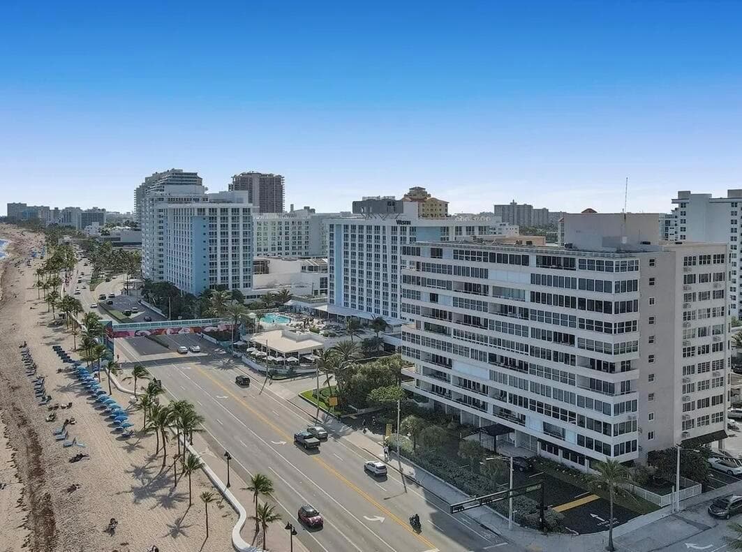 345 N Fort Lauderdale Beach Boulevard 201 photo 2