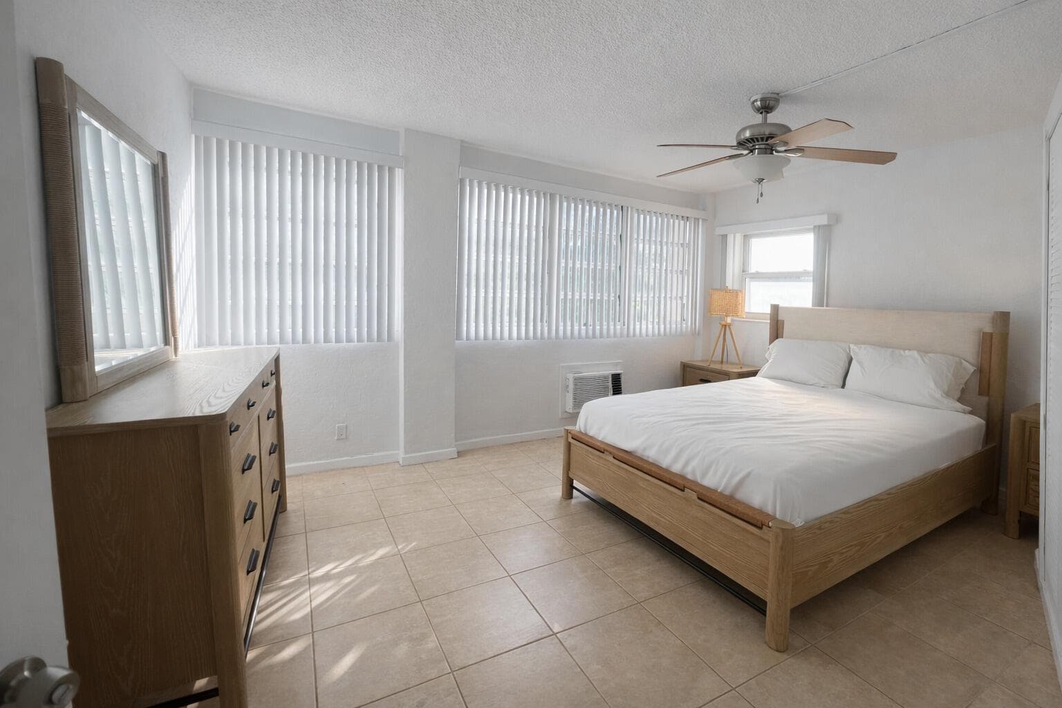345 N Fort Lauderdale Beach Boulevard 201 photo 12