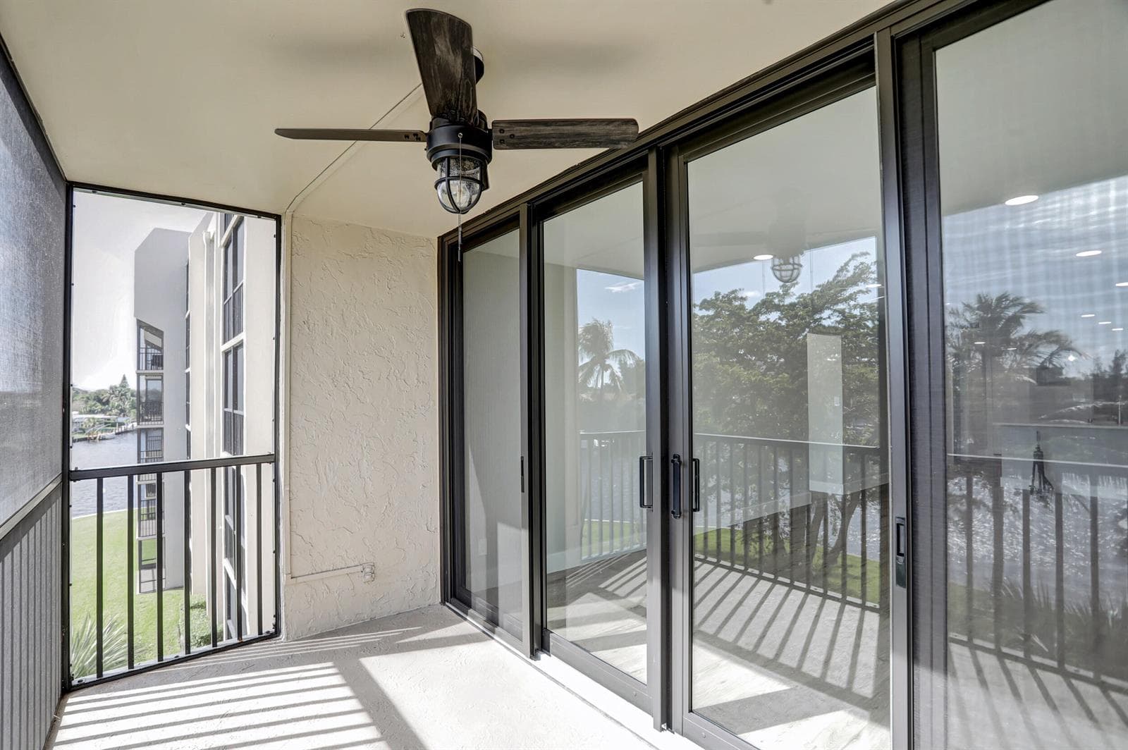 7 Royal Palm Way 404 photo 17