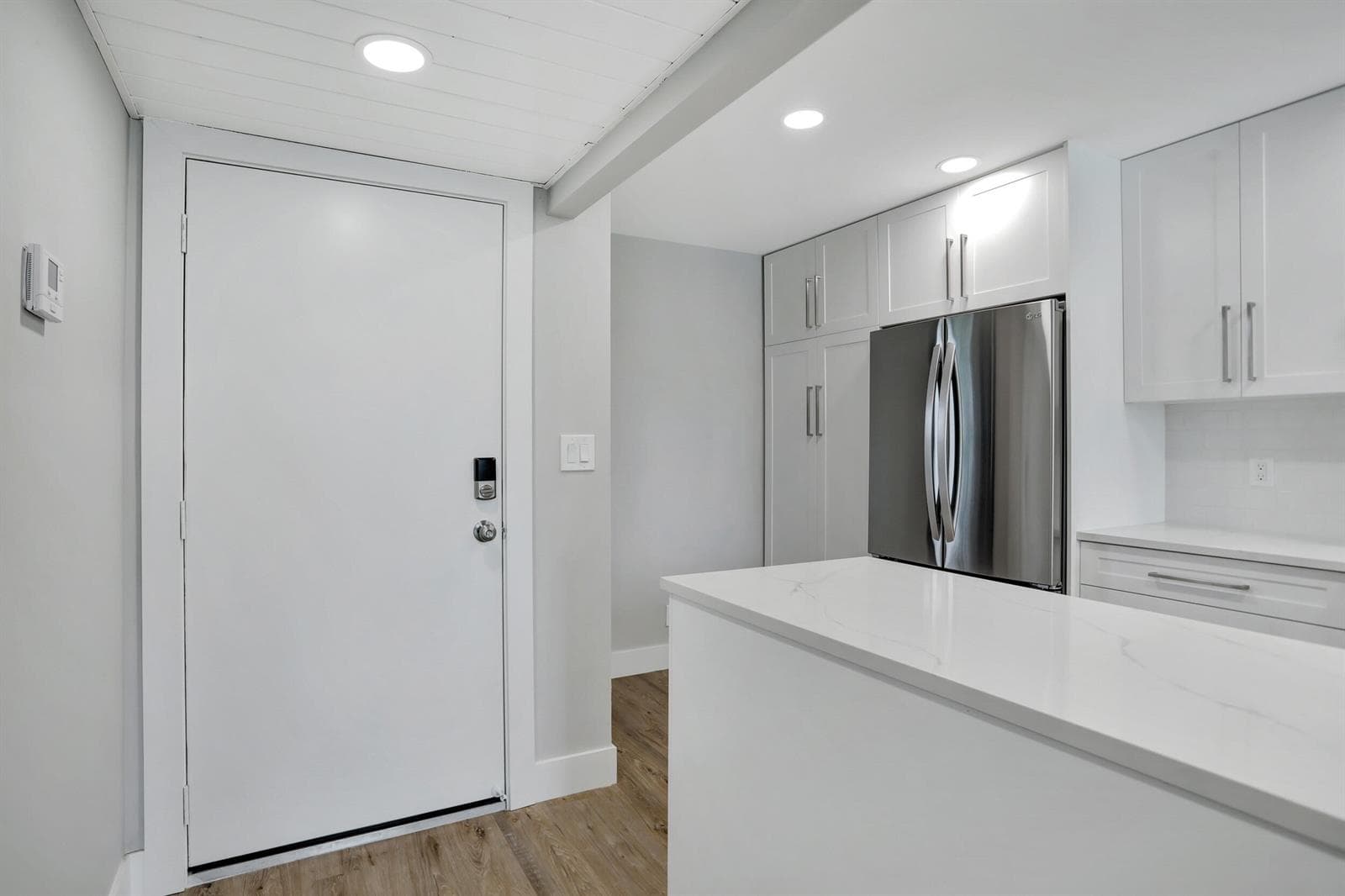 7 Royal Palm Way 404 photo 3