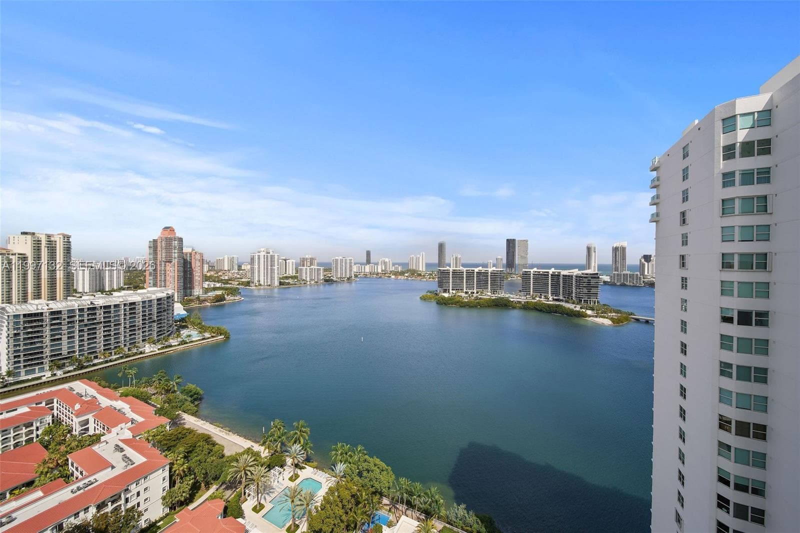 3301 183rd St 2606 photo 17