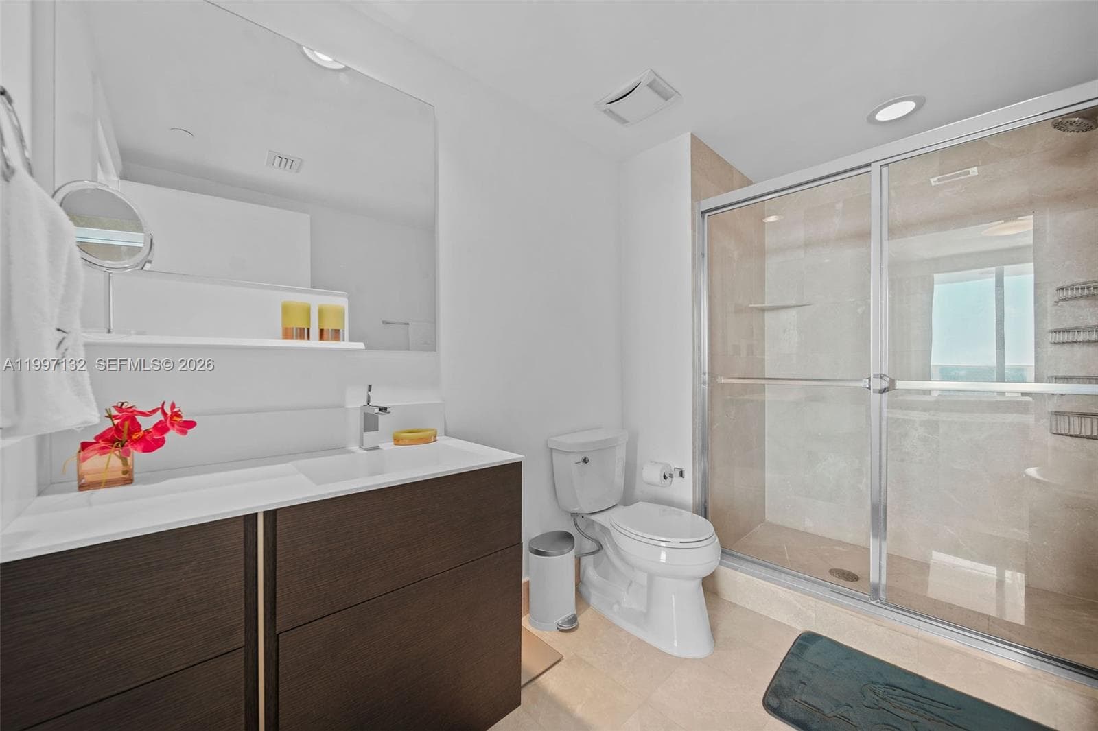 3301 183rd St 2606 photo 20