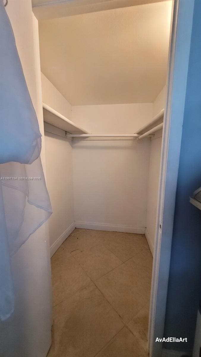 1400 54th St 102 photo 6