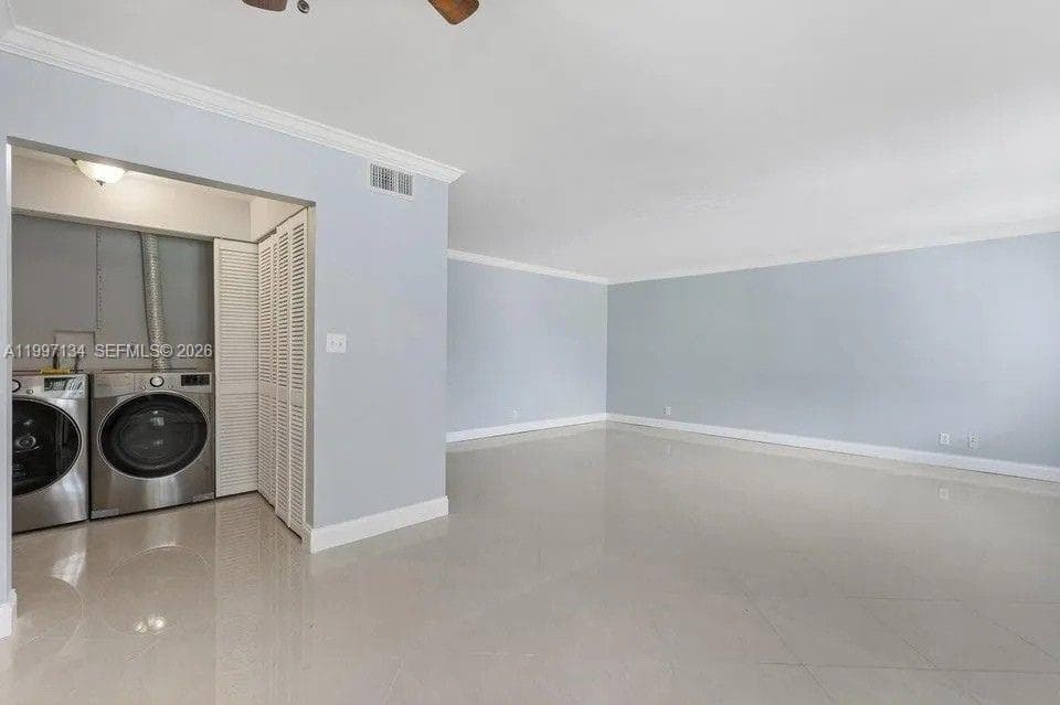 1400 54th St 102 photo 22