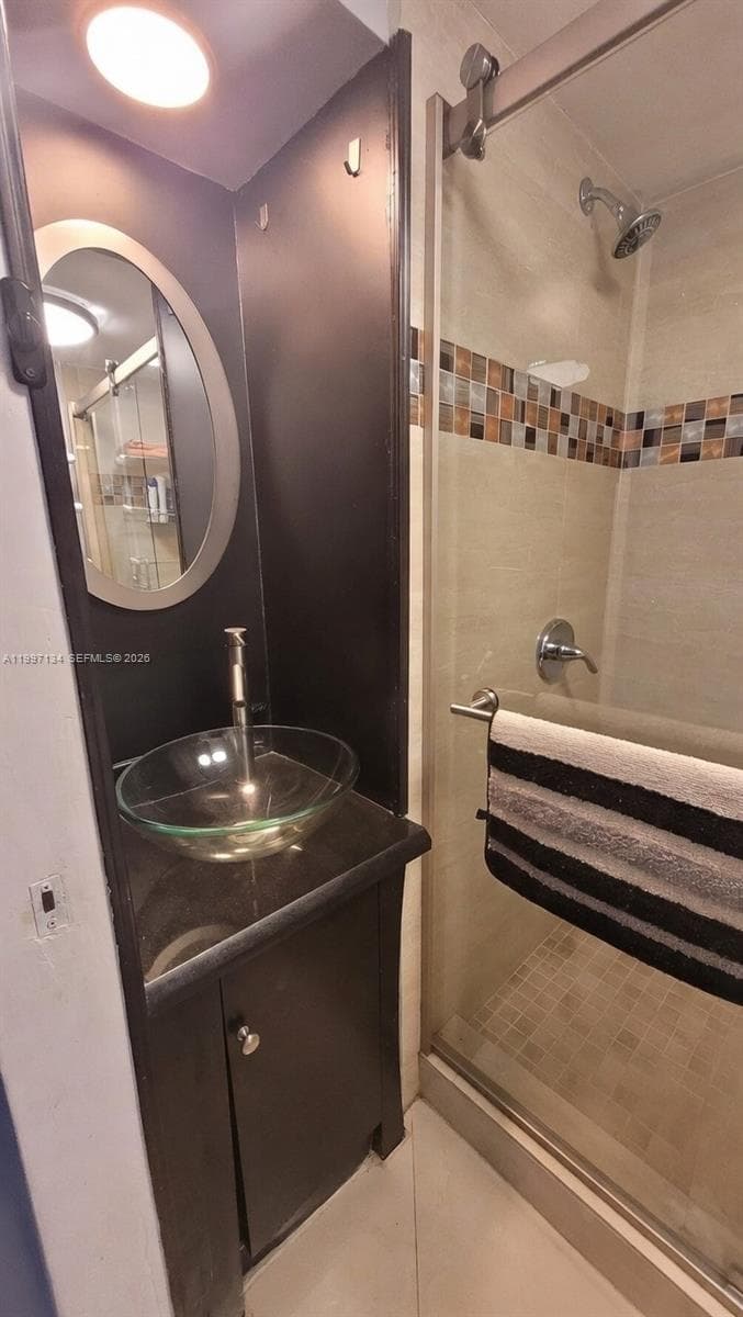 1400 54th St 102 photo 10