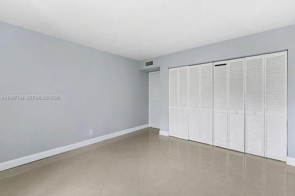 1400 54th St 102 photo 19