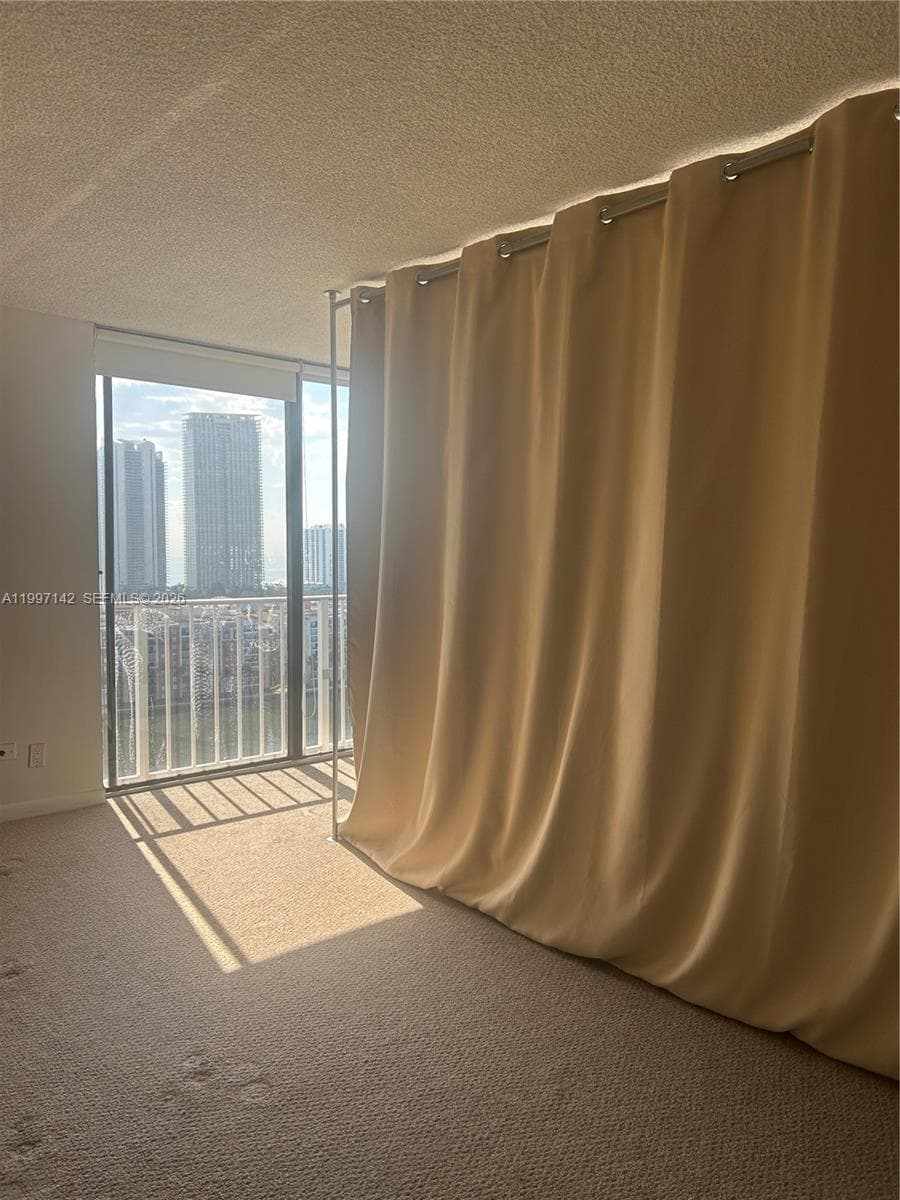 290 174th St 2115 photo 7