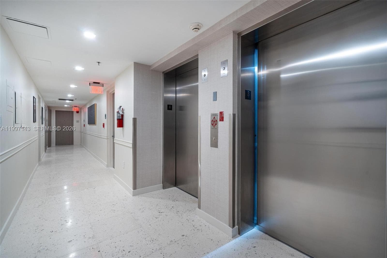 226 Ocean Dr 8F photo 8