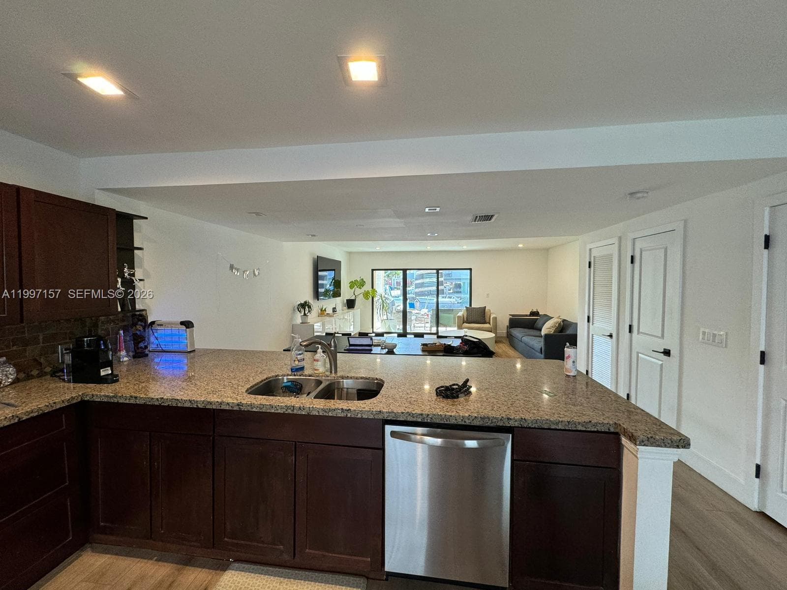 3720 167th St 39 photo 4