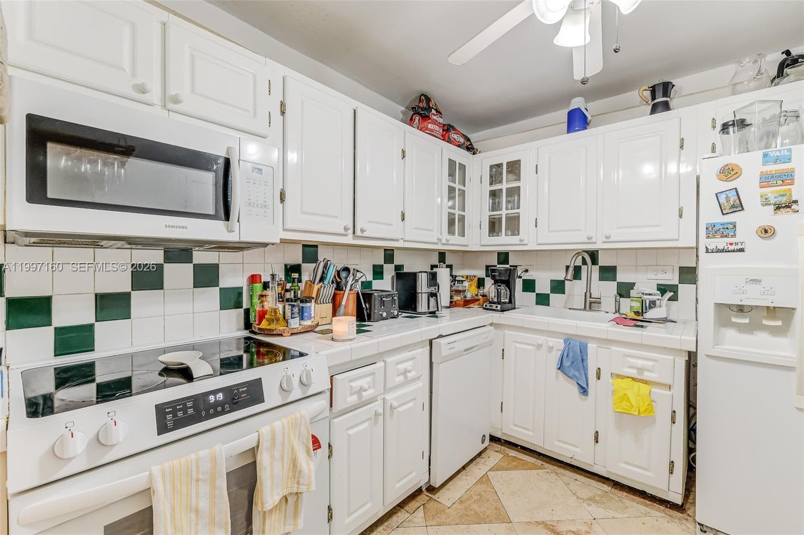 6039 Collins Ave 1607 photo 17