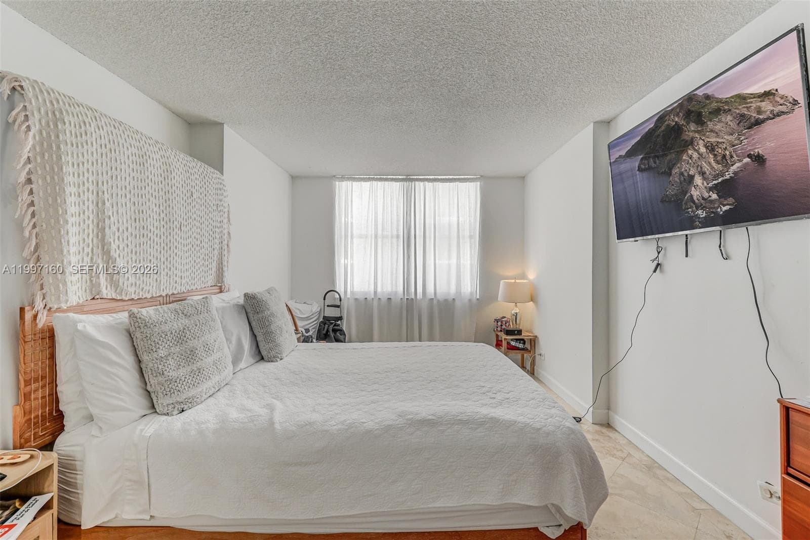 6039 Collins Ave 1607 photo 20