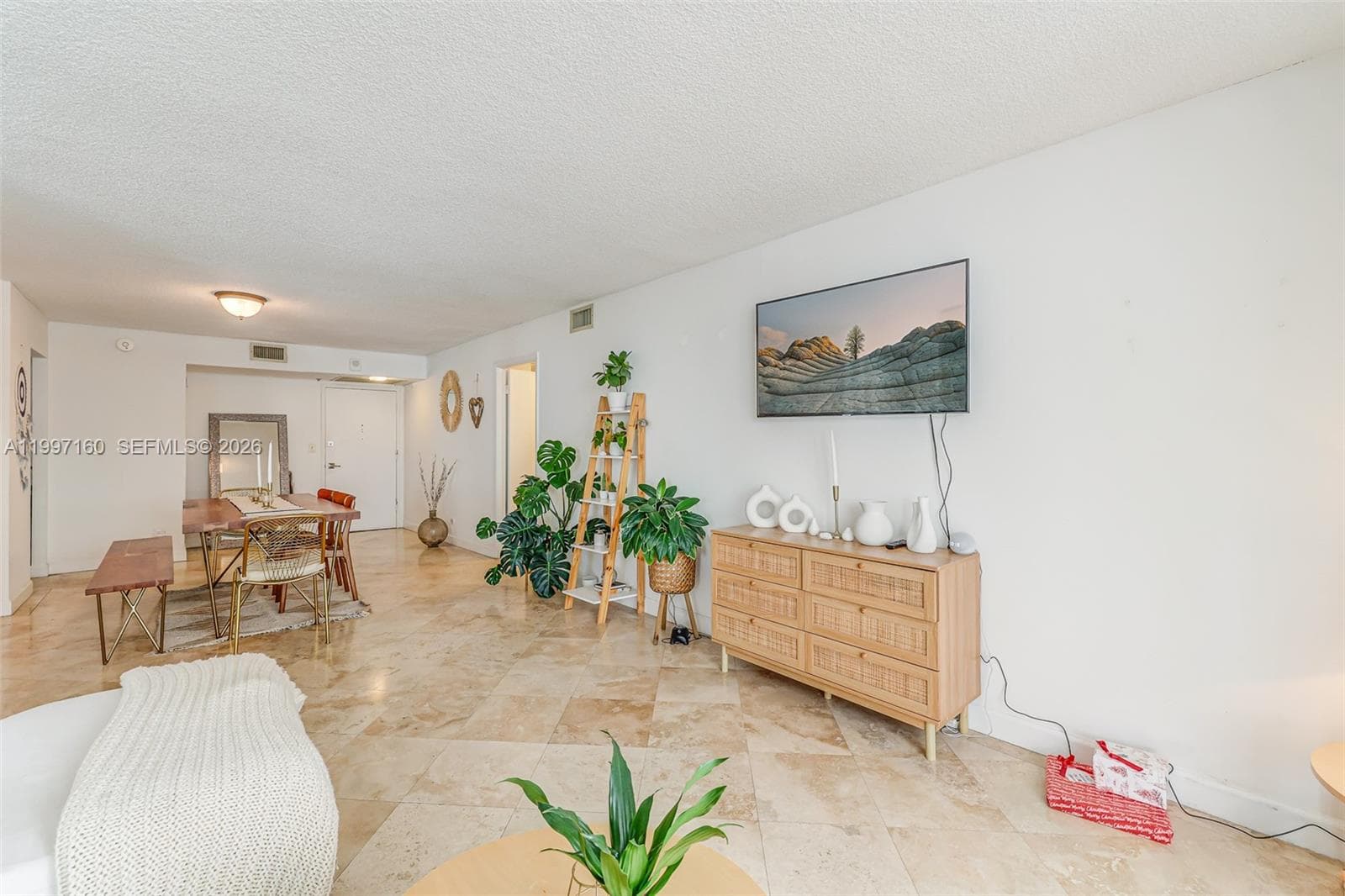 6039 Collins Ave 1607 photo 10