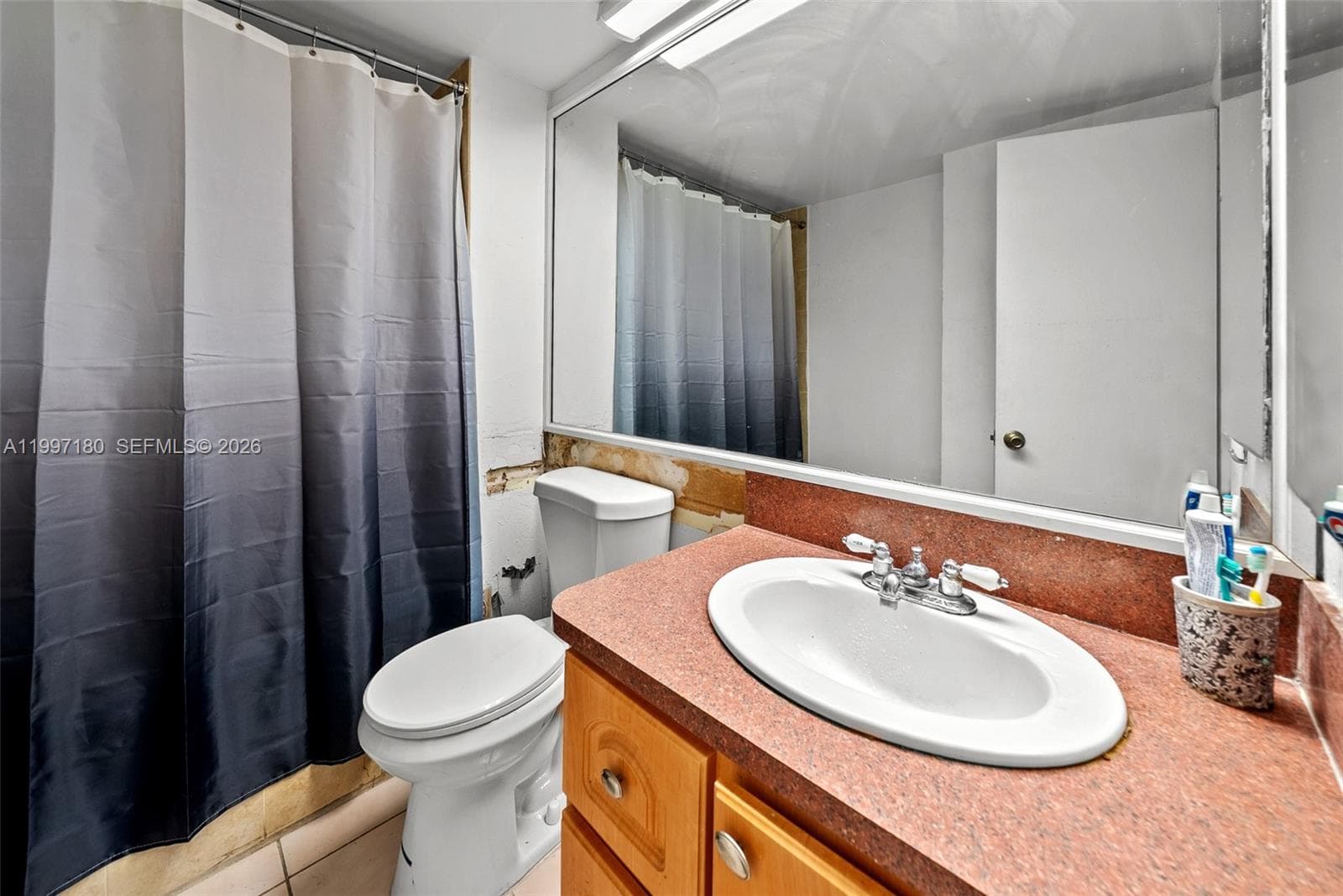 6450 Collins Ave 205 photo 18