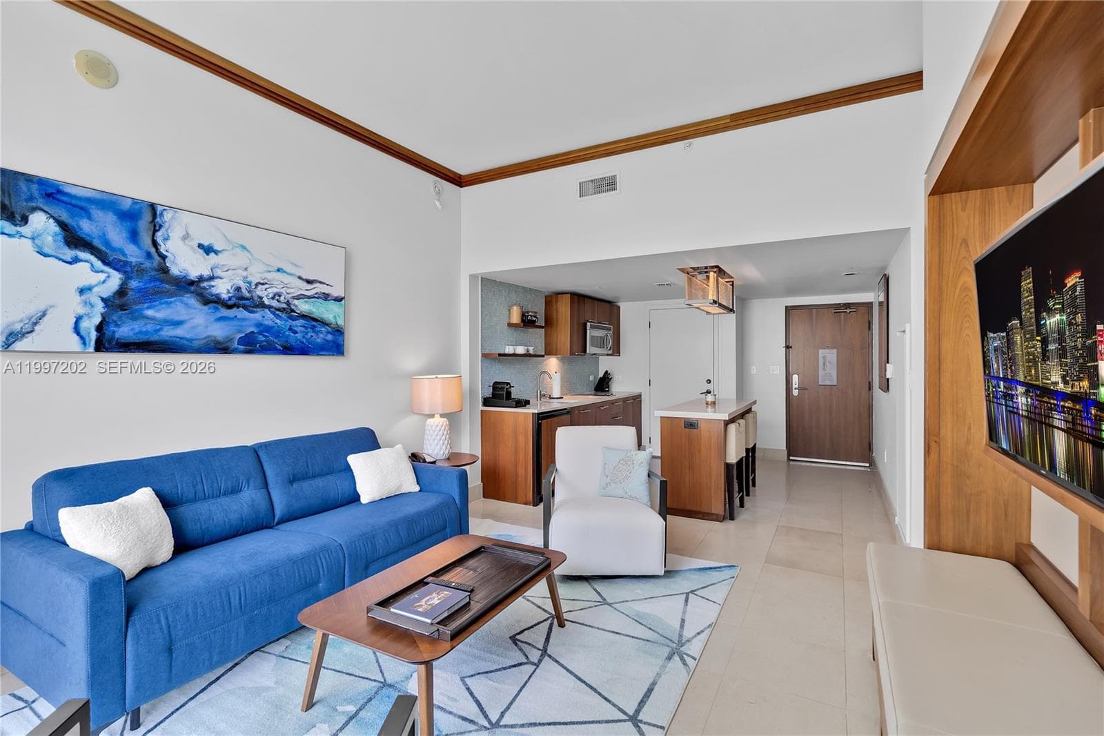 6801 Collins Ave 214 photo 3