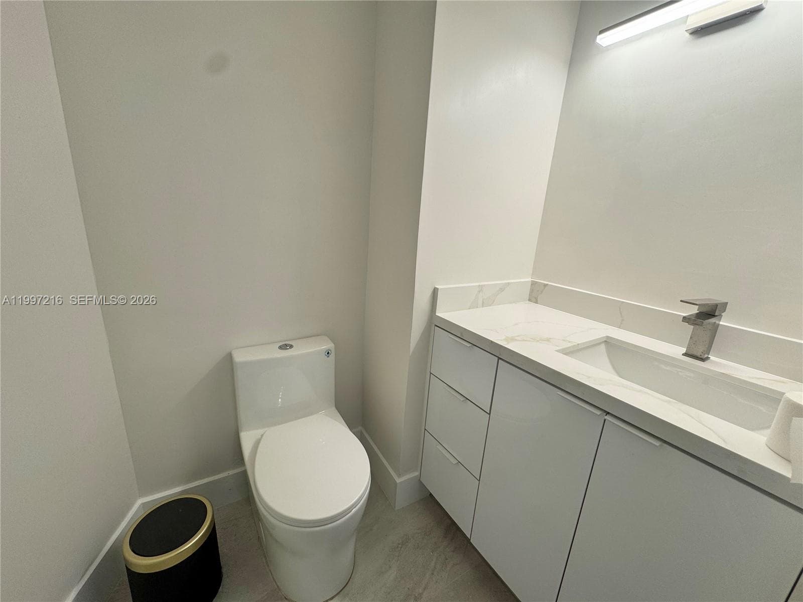 2899 Collins Ave 424 photo 12