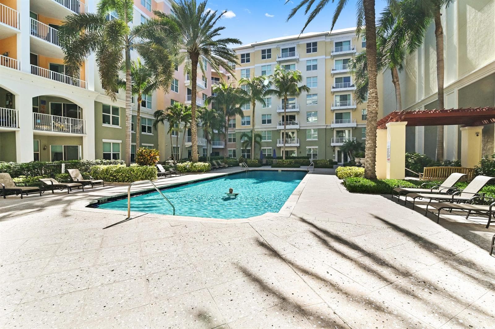 804 E Windward Way #122 photo 2