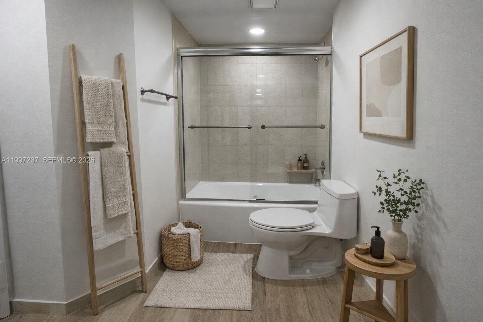 5600 Collins Ave 16N photo 17