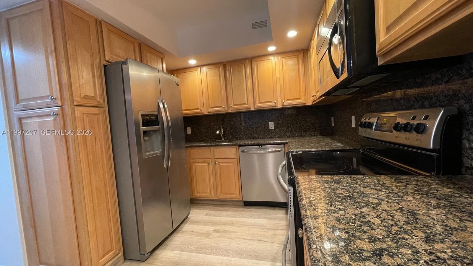 5600 Collins Ave 16N photo 22