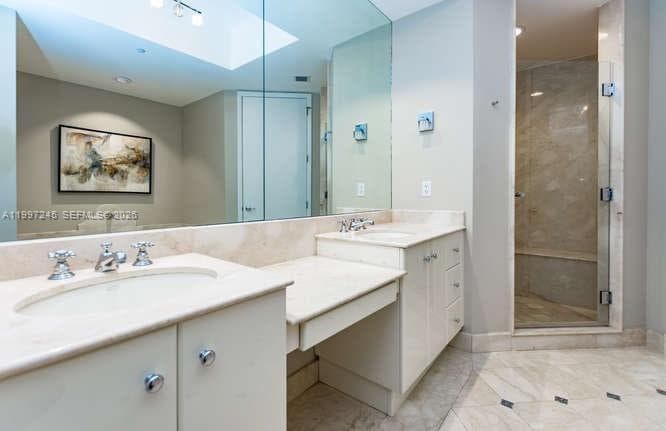 100 Pointe Dr 3101 photo 23