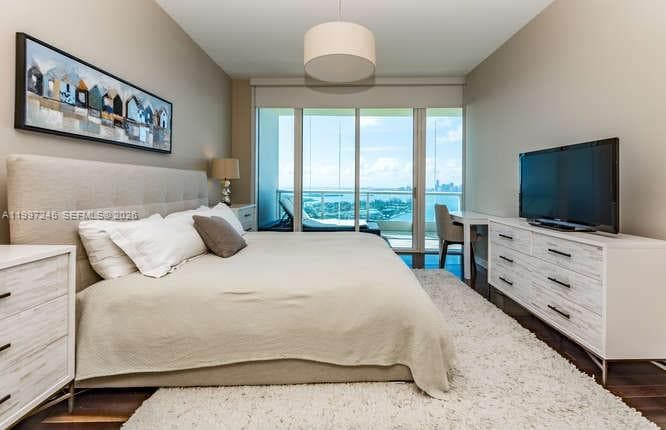 100 Pointe Dr 3101 photo 19