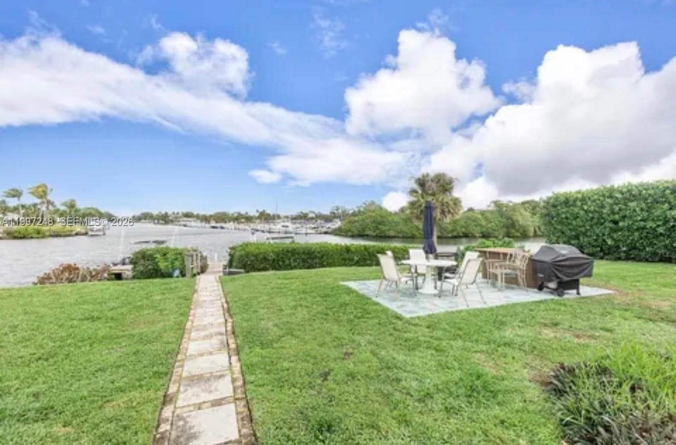 725 Hummingbird Way 212 photo 18