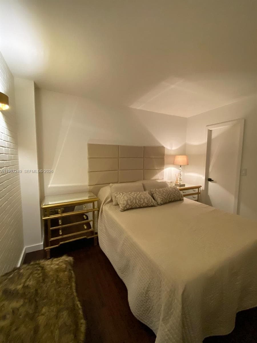 200 Leslie Dr 226 photo 17