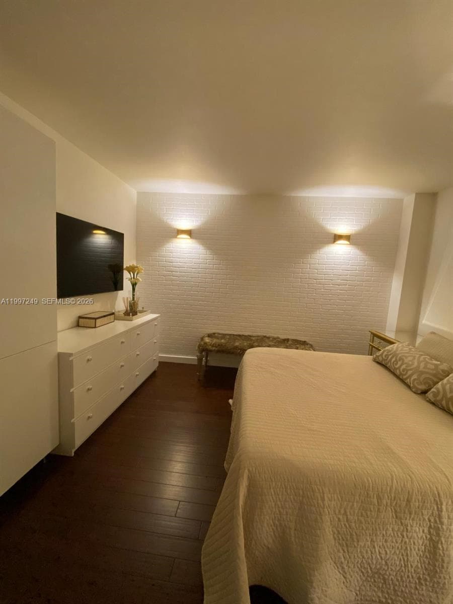 200 Leslie Dr 226 photo 16