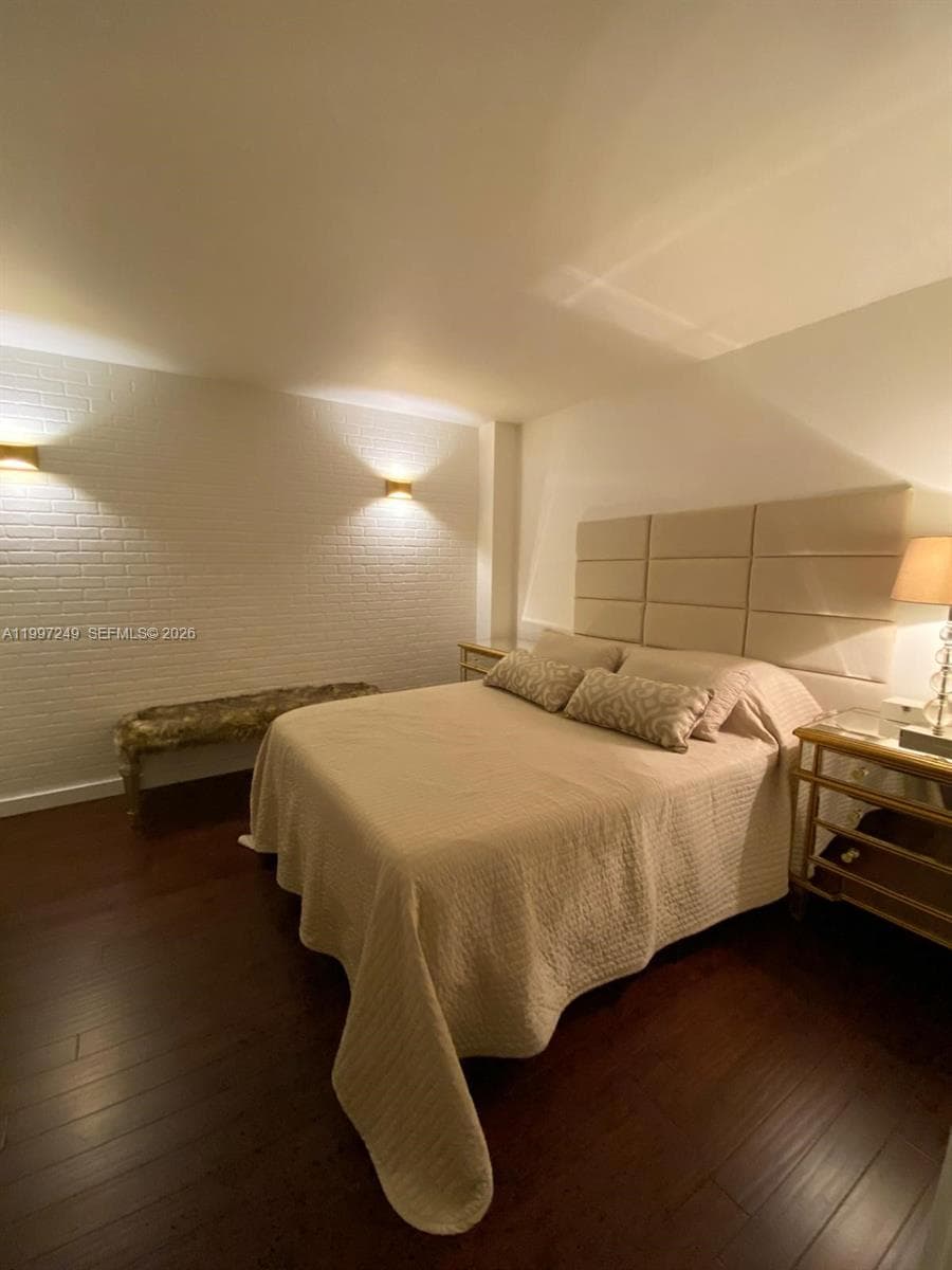 200 Leslie Dr 226 photo 10