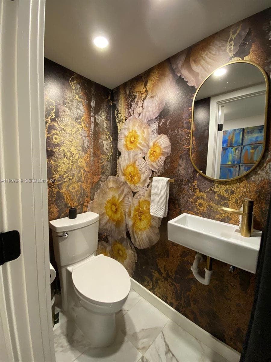 200 Leslie Dr 226 photo 19