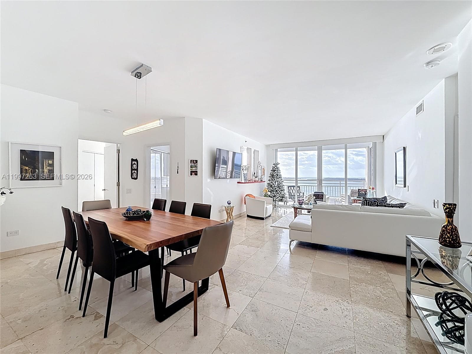 808 Brickell Key Dr 2002 photo 12