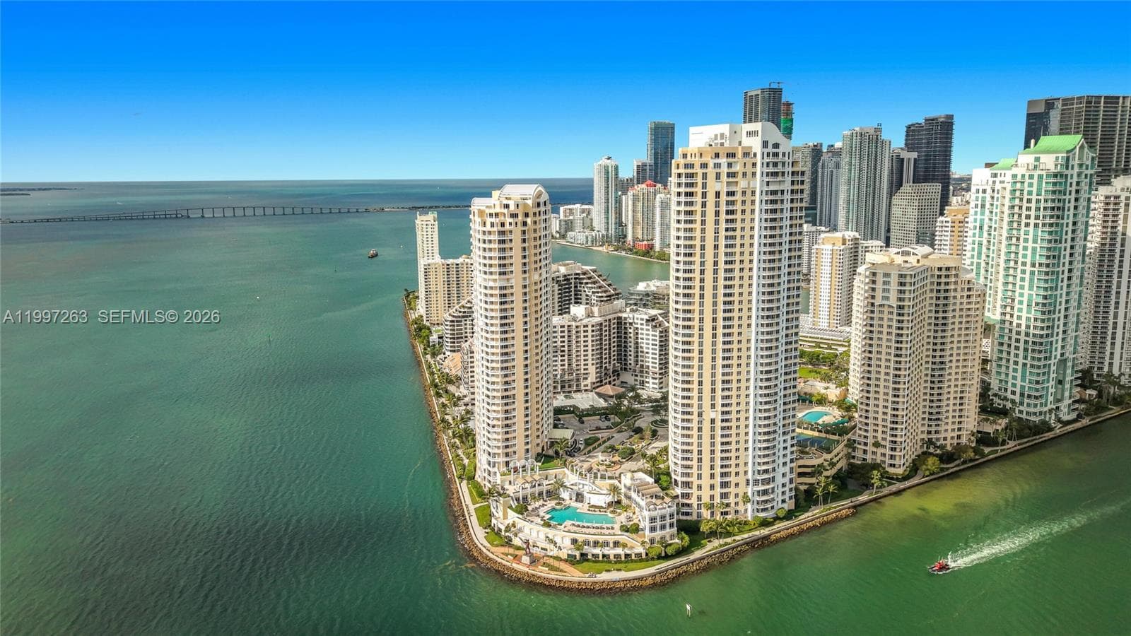 808 Brickell Key Dr 2002 photo 1