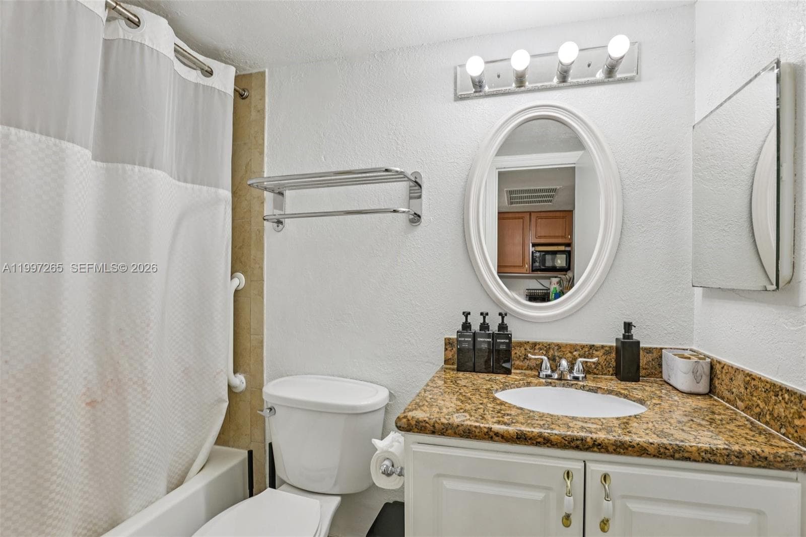 19201 Collins Ave 223 photo 18