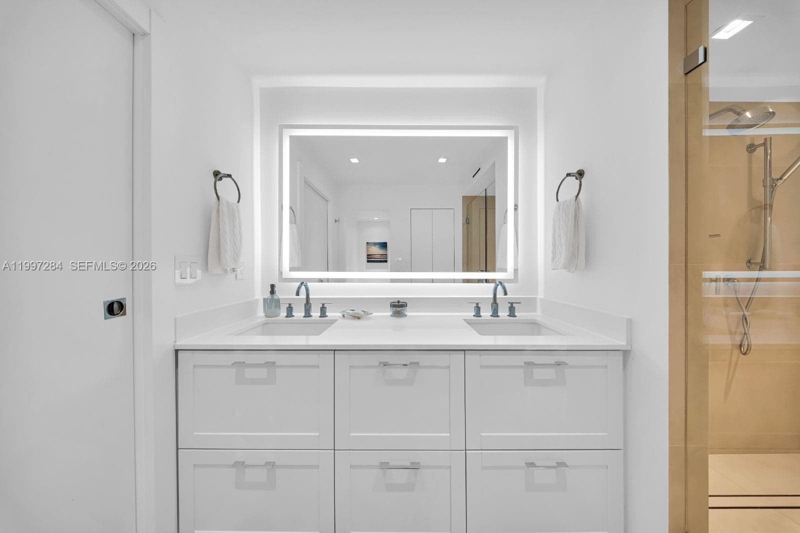 199 Ocean Lane Dr 602 photo 22