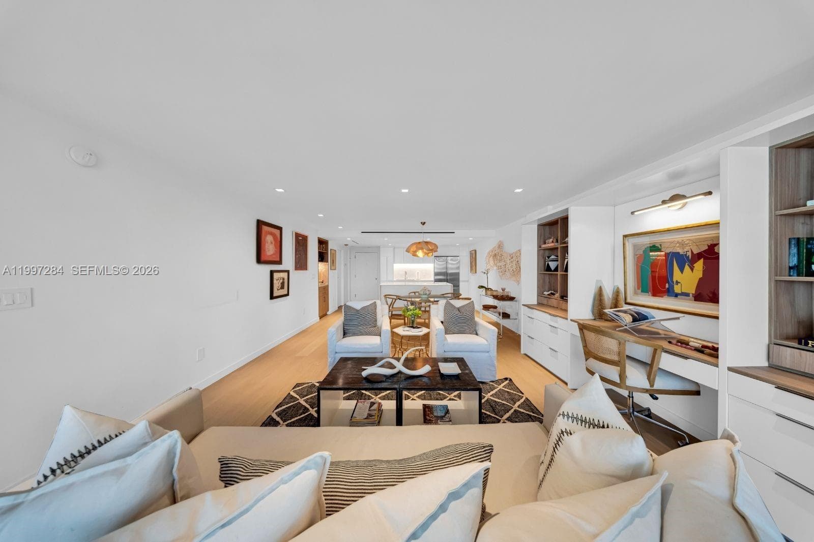 199 Ocean Lane Dr 602 photo 7